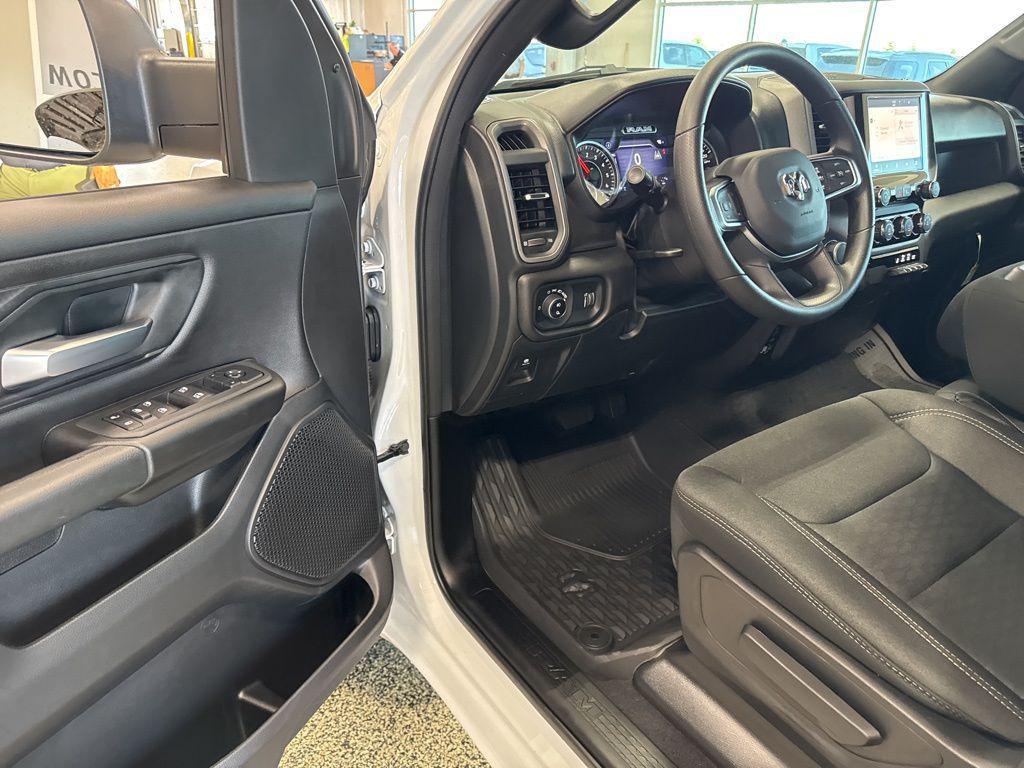 new 2025 Ram 1500 car, priced at $47,686