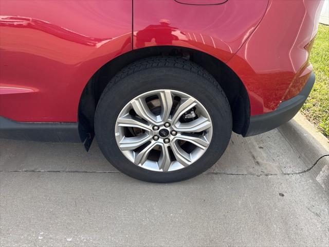 used 2024 Ford Edge car, priced at $31,560
