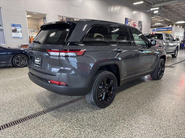 new 2025 Jeep Grand Cherokee car, priced at $40,611