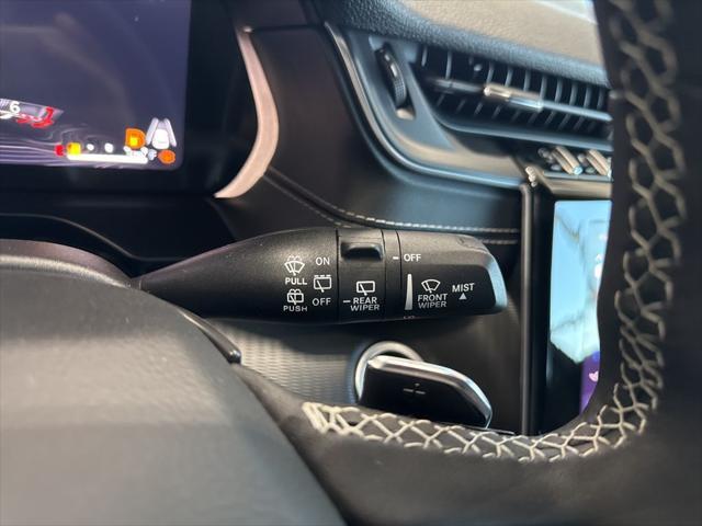 new 2025 Jeep Grand Cherokee car, priced at $40,075