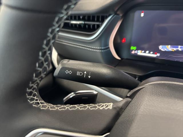 new 2025 Jeep Grand Cherokee car, priced at $40,075