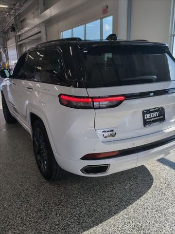 new 2025 Jeep Grand Cherokee car, priced at $57,217