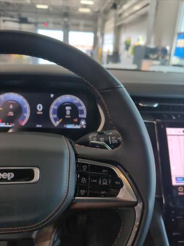new 2025 Jeep Grand Cherokee car, priced at $57,217