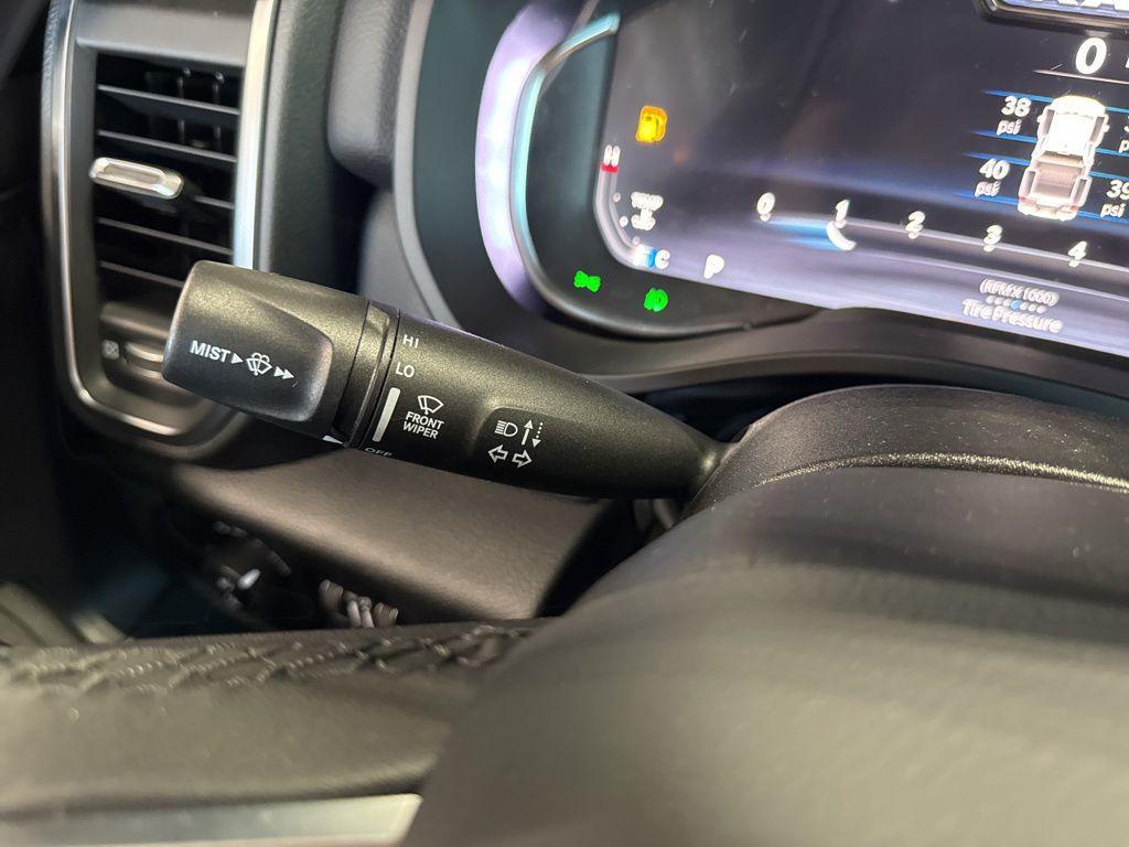 new 2025 Ram 1500 car, priced at $47,861