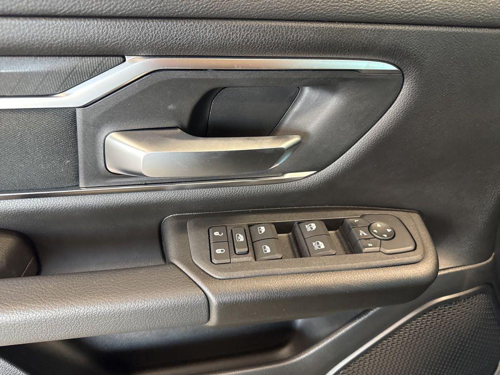 new 2025 Ram 1500 car, priced at $47,861