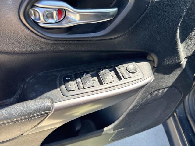 used 2019 Jeep Cherokee car, priced at $14,955