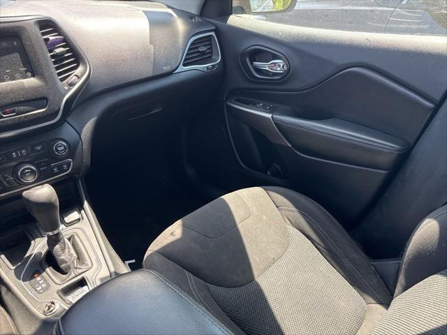 used 2019 Jeep Cherokee car, priced at $14,955
