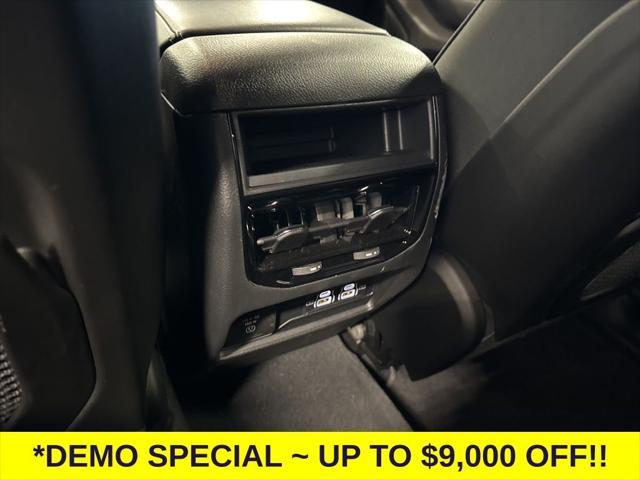 new 2025 Jeep Grand Cherokee car, priced at $32,601