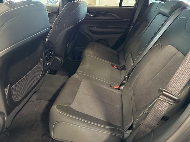 new 2025 Jeep Grand Cherokee car, priced at $39,970