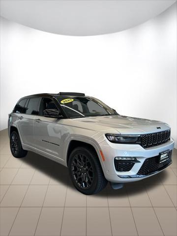 new 2025 Jeep Grand Cherokee car, priced at $58,726