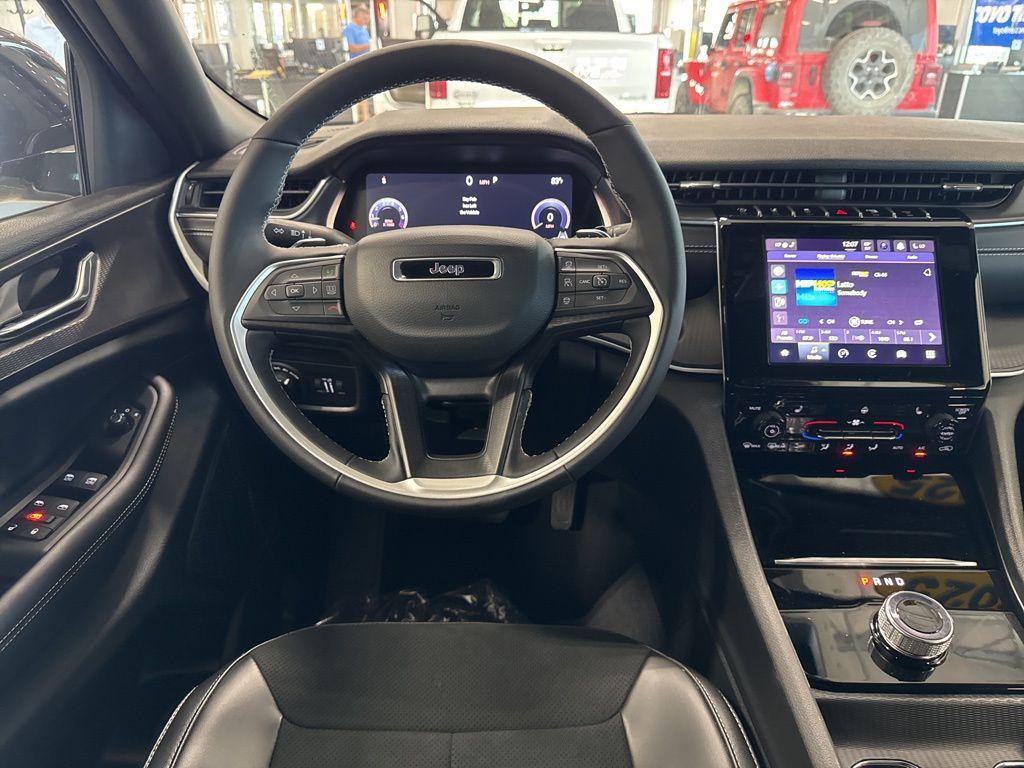 new 2025 Jeep Grand Cherokee L car, priced at $39,331