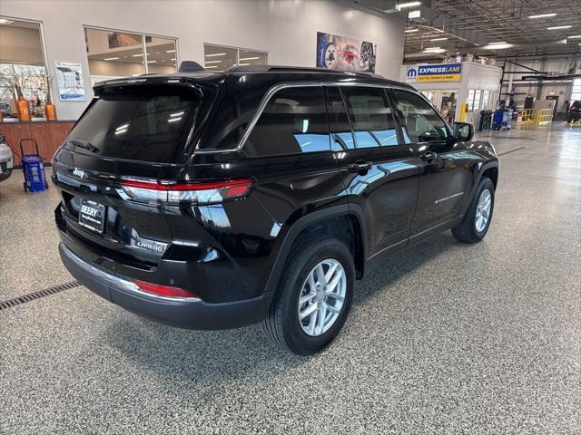 new 2025 Jeep Grand Cherokee car, priced at $37,714