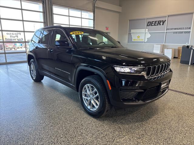 new 2025 Jeep Grand Cherokee car, priced at $37,080