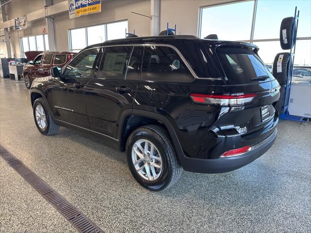 new 2025 Jeep Grand Cherokee car, priced at $37,080