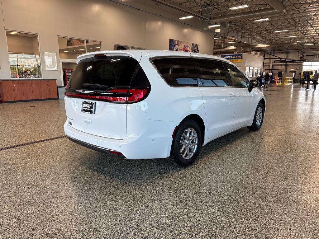 new 2025 Chrysler Pacifica car, priced at $47,112