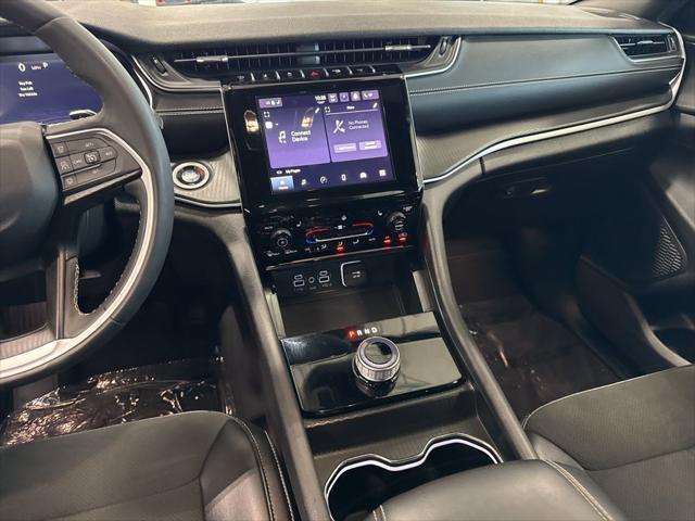 used 2024 Jeep Grand Cherokee car, priced at $34,381