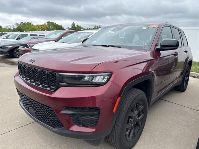 used 2024 Jeep Grand Cherokee car, priced at $35,771