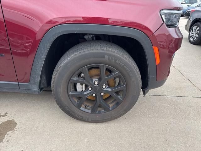 used 2024 Jeep Grand Cherokee car, priced at $35,771