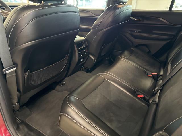 used 2024 Jeep Grand Cherokee car, priced at $34,381