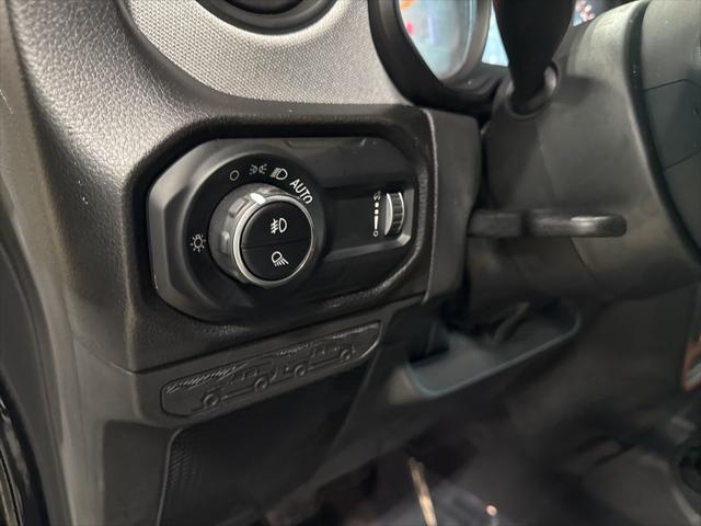 new 2025 Jeep Gladiator car, priced at $42,076