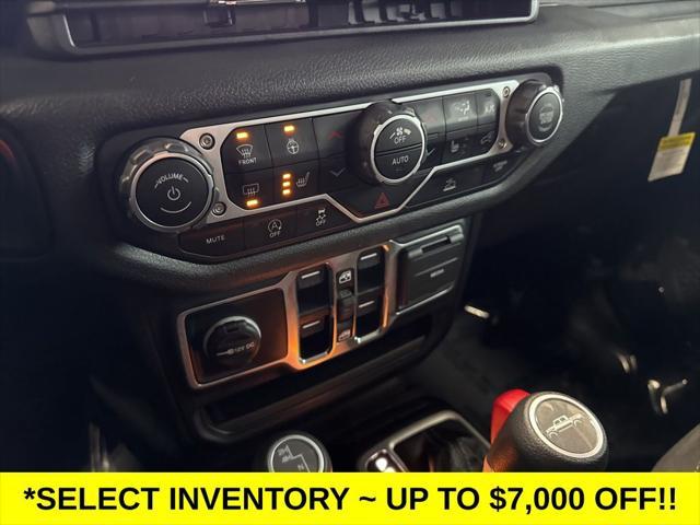 new 2025 Jeep Gladiator car, priced at $39,623