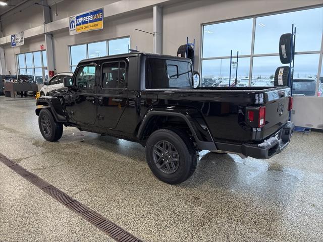 new 2025 Jeep Gladiator car, priced at $43,826