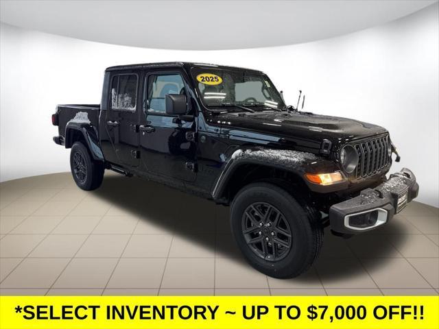 new 2025 Jeep Gladiator car, priced at $41,623