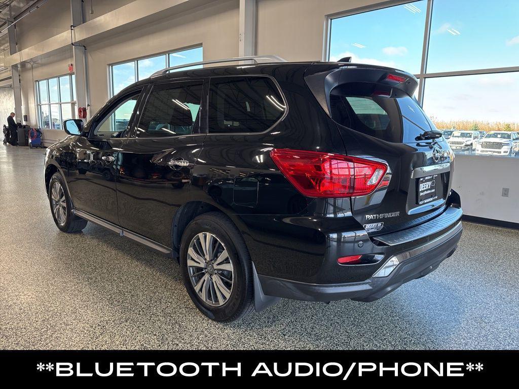 used 2020 Nissan Pathfinder car, priced at $14,000