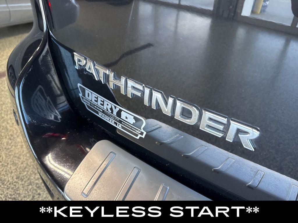 used 2020 Nissan Pathfinder car, priced at $14,000