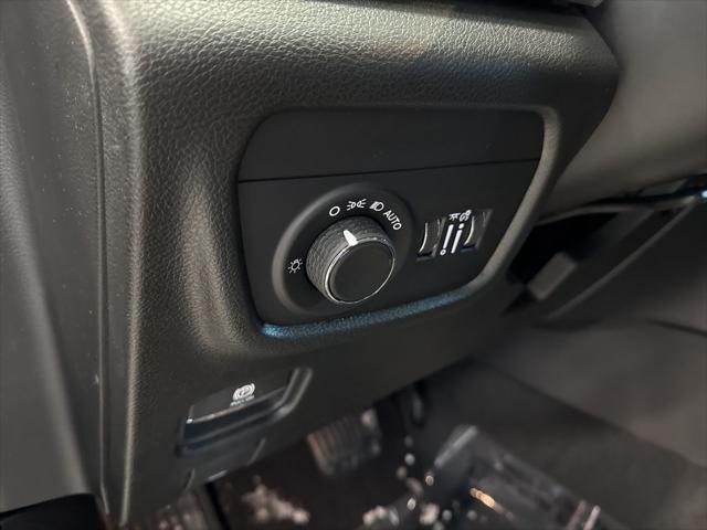 new 2025 Jeep Grand Cherokee car, priced at $40,611
