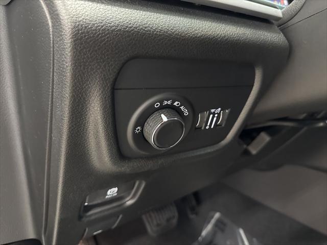 new 2025 Jeep Grand Cherokee car, priced at $40,611