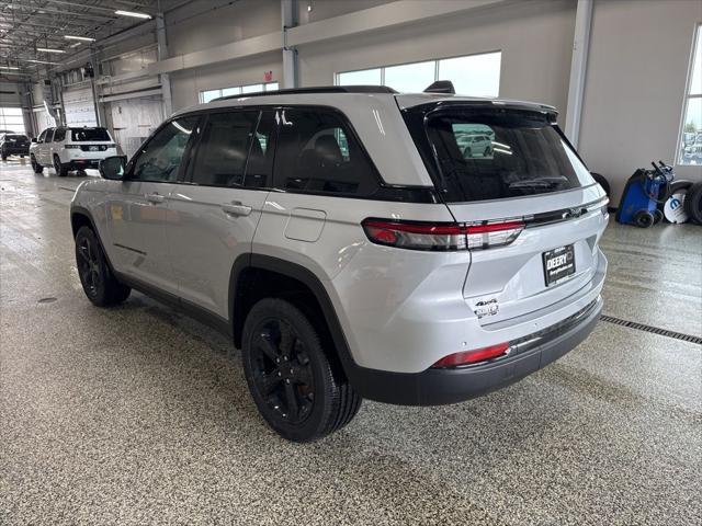 new 2025 Jeep Grand Cherokee car, priced at $40,611