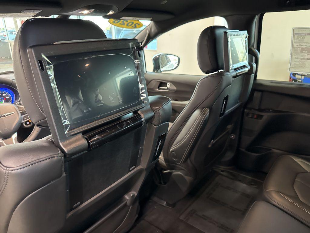 new 2026 Chrysler Pacifica car, priced at $46,817