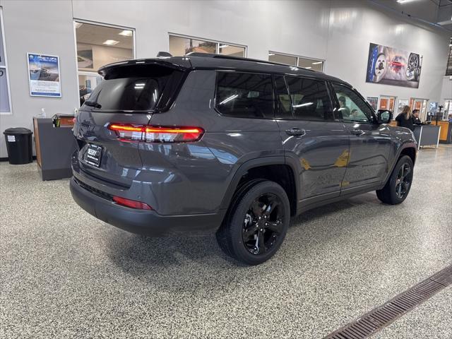 new 2025 Jeep Grand Cherokee L car, priced at $42,822