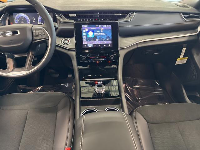 new 2025 Jeep Grand Cherokee L car, priced at $42,571