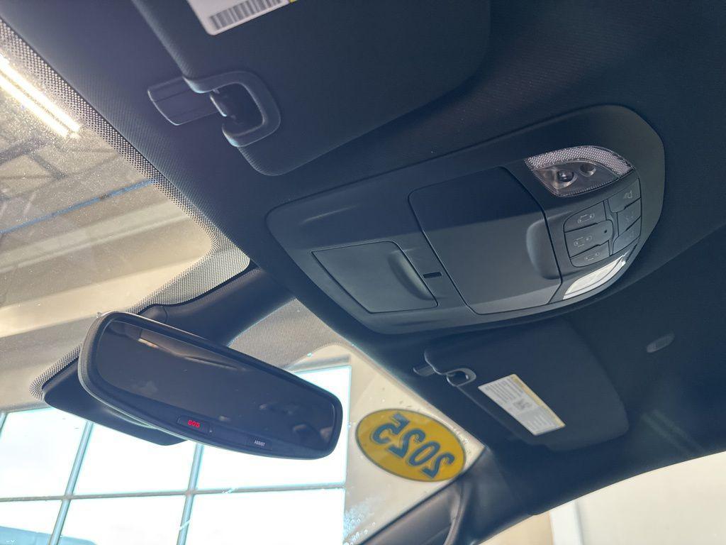 new 2025 Chrysler Pacifica car, priced at $41,922