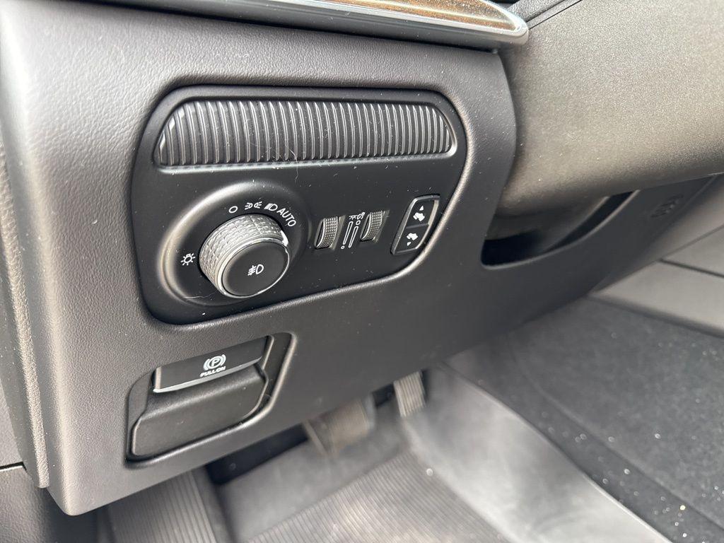 used 2022 Jeep Grand Wagoneer car, priced at $51,887