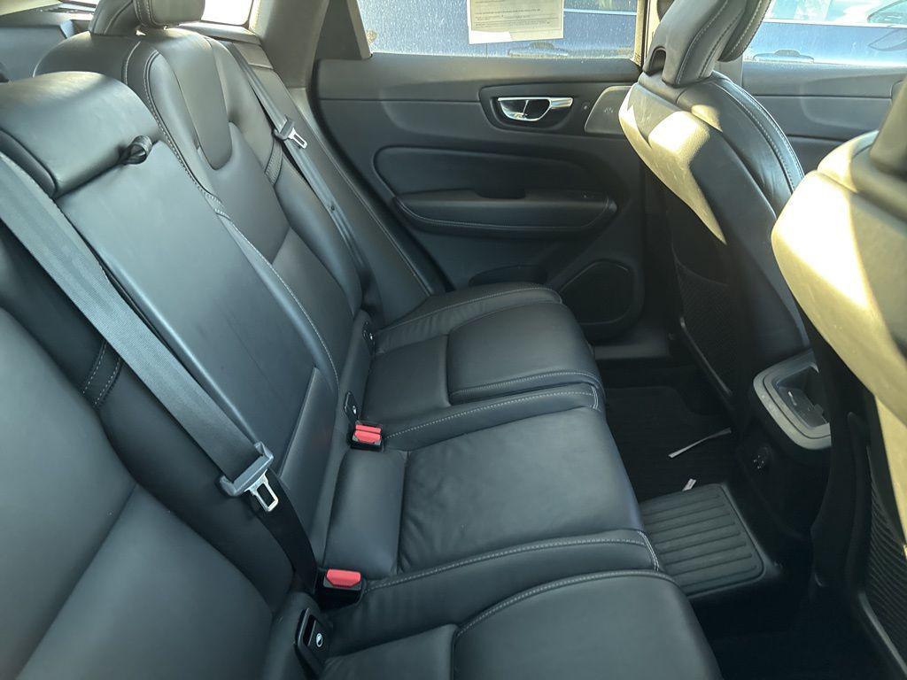 used 2022 Volvo XC60 Recharge Plug-In Hybrid car, priced at $29,650