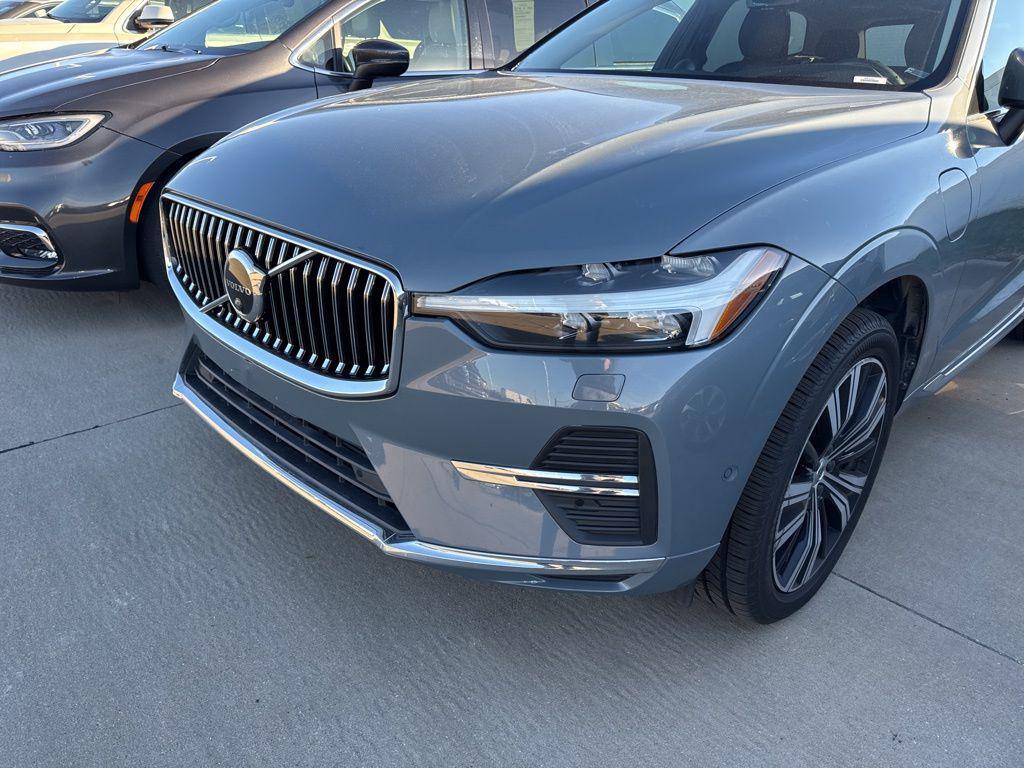 used 2022 Volvo XC60 Recharge Plug-In Hybrid car, priced at $29,650