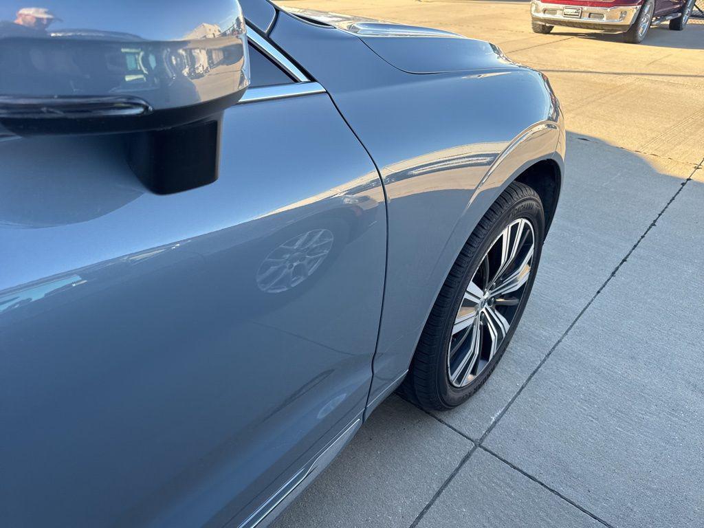 used 2022 Volvo XC60 Recharge Plug-In Hybrid car, priced at $29,650