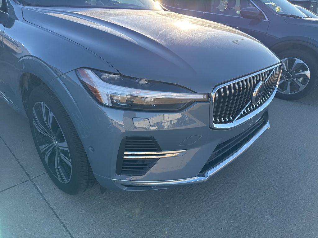 used 2022 Volvo XC60 Recharge Plug-In Hybrid car, priced at $29,650