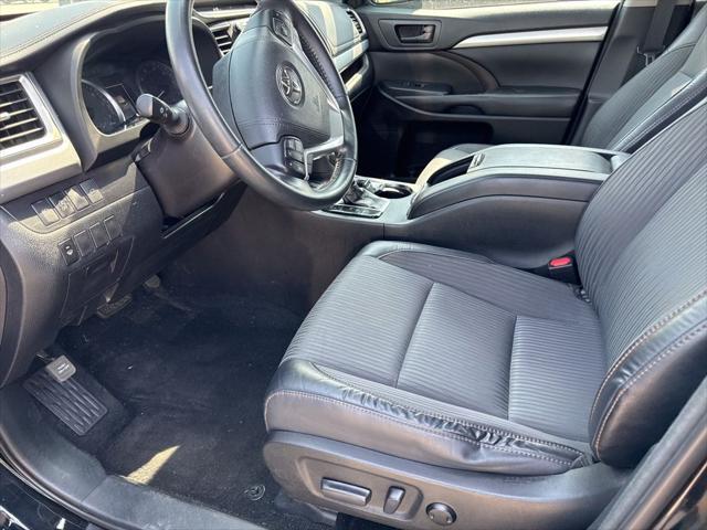 used 2018 Toyota Highlander car, priced at $23,195