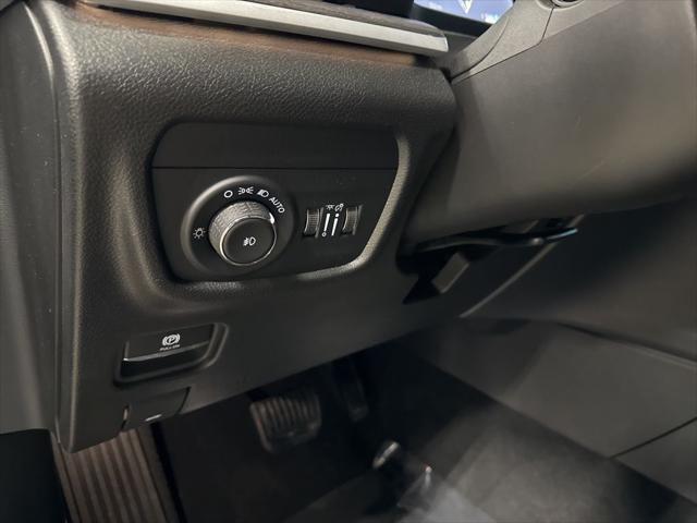 new 2025 Jeep Grand Cherokee L car, priced at $46,967