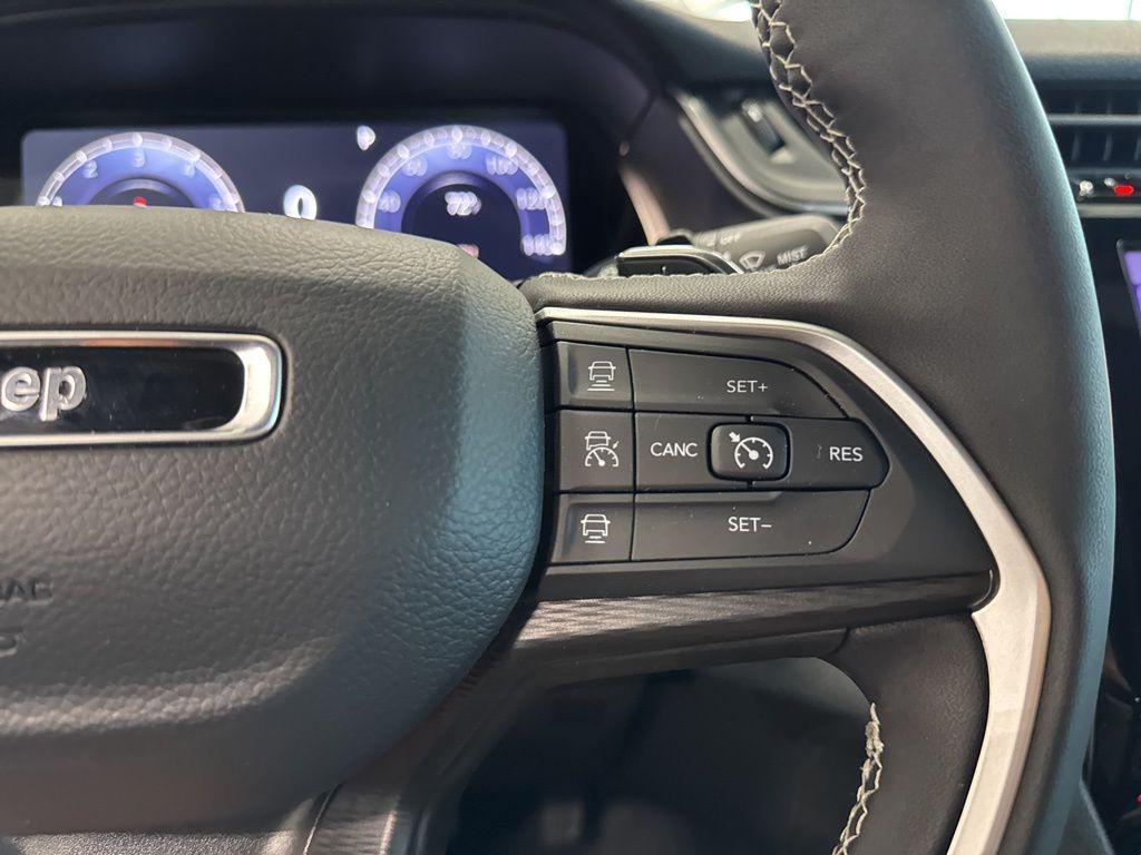 new 2025 Jeep Grand Cherokee car, priced at $36,709