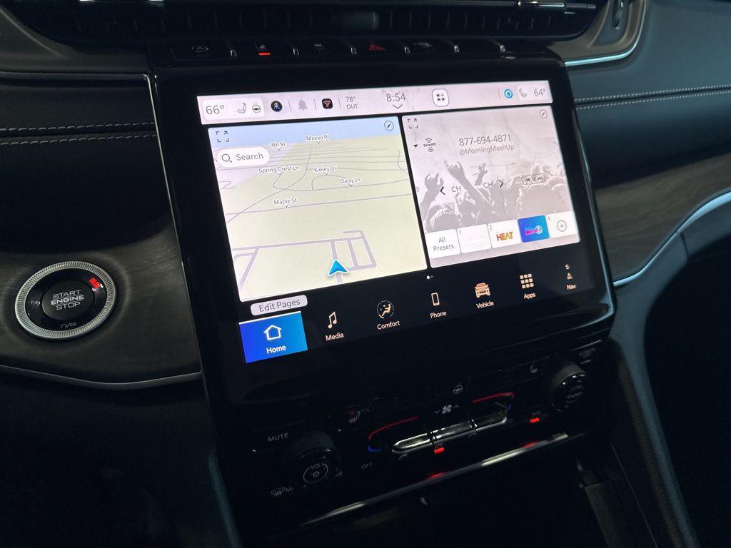 new 2025 Jeep Grand Cherokee car, priced at $40,672