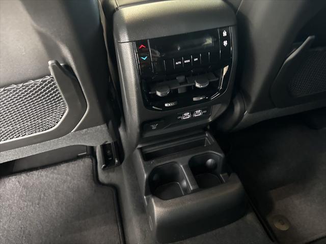 new 2025 Jeep Grand Cherokee L car, priced at $42,035
