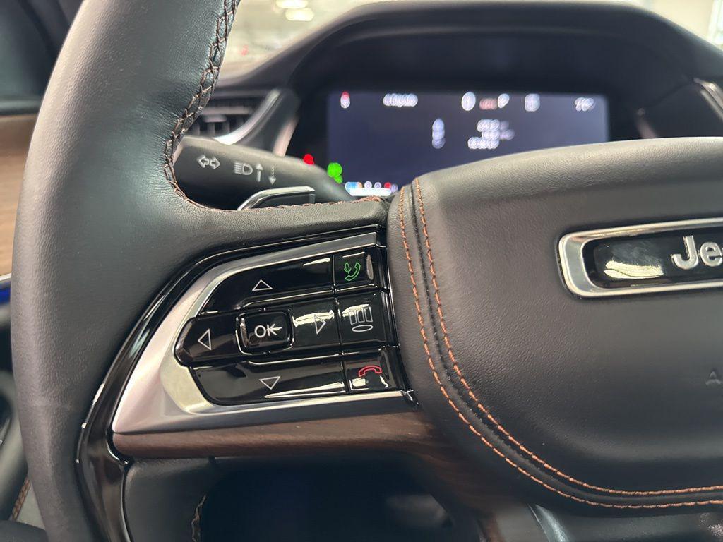 used 2024 Jeep Grand Cherokee car, priced at $44,500