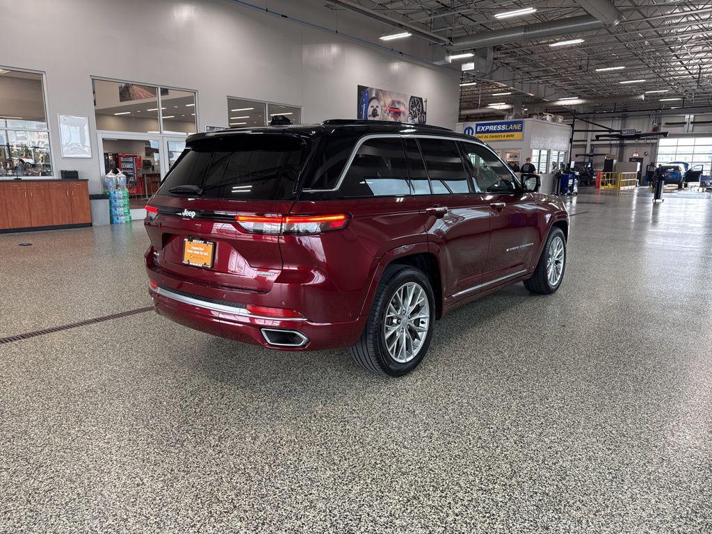 used 2024 Jeep Grand Cherokee car, priced at $44,500