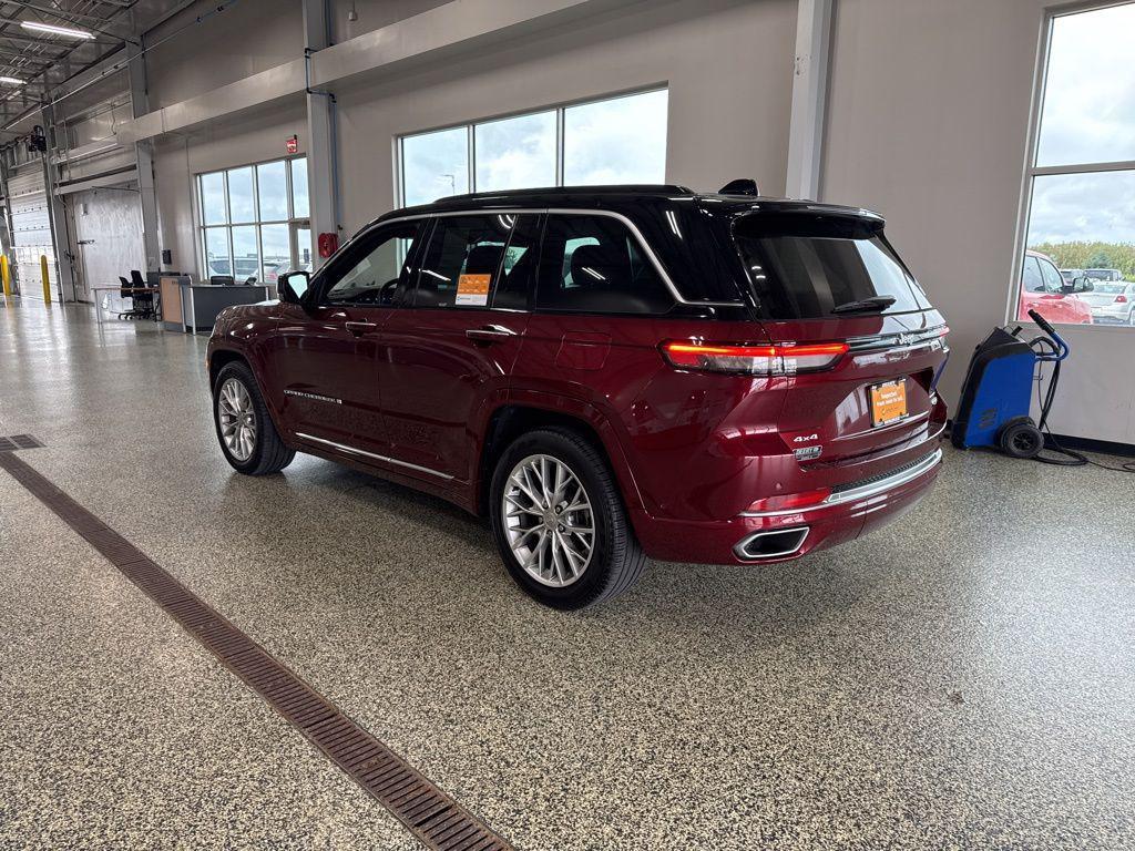 used 2024 Jeep Grand Cherokee car, priced at $44,500