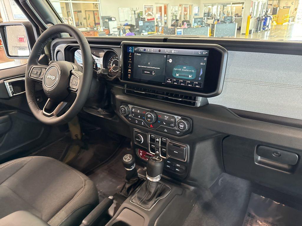 new 2026 Jeep Wrangler car, priced at $51,899